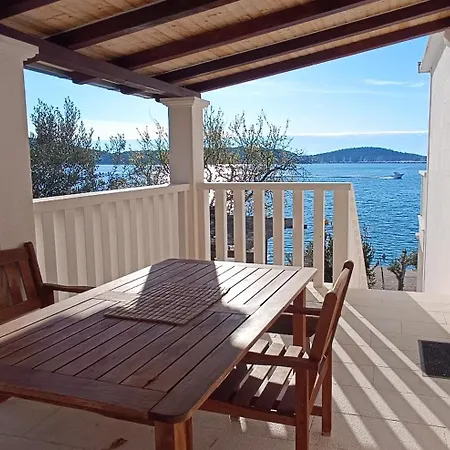 Holliday House In Zatoglav Casa vacanze Podglavica