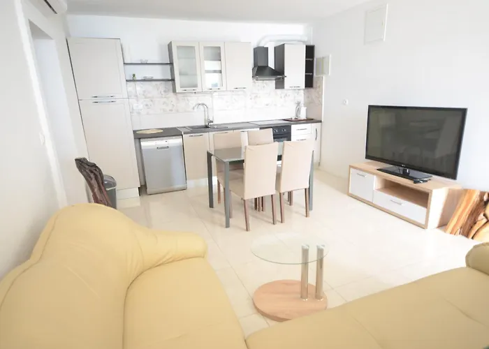 Holliday House In Zatoglav